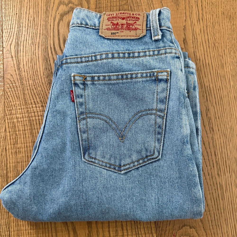 Vintage Levi's 505 Light Blue Denim Jeans with Signature Red Tab Sz. 6L